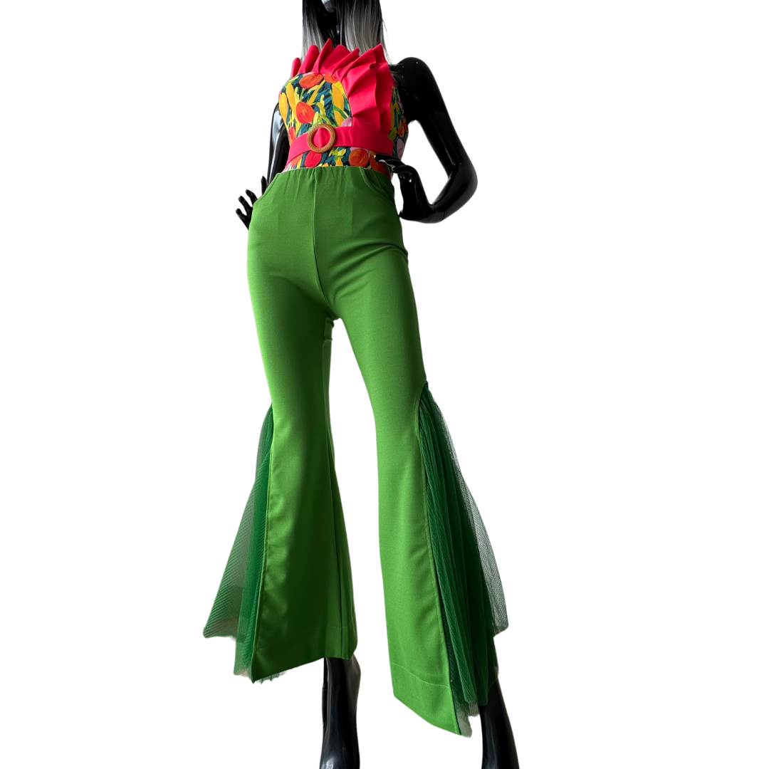Pantalón acampanado verde con tull