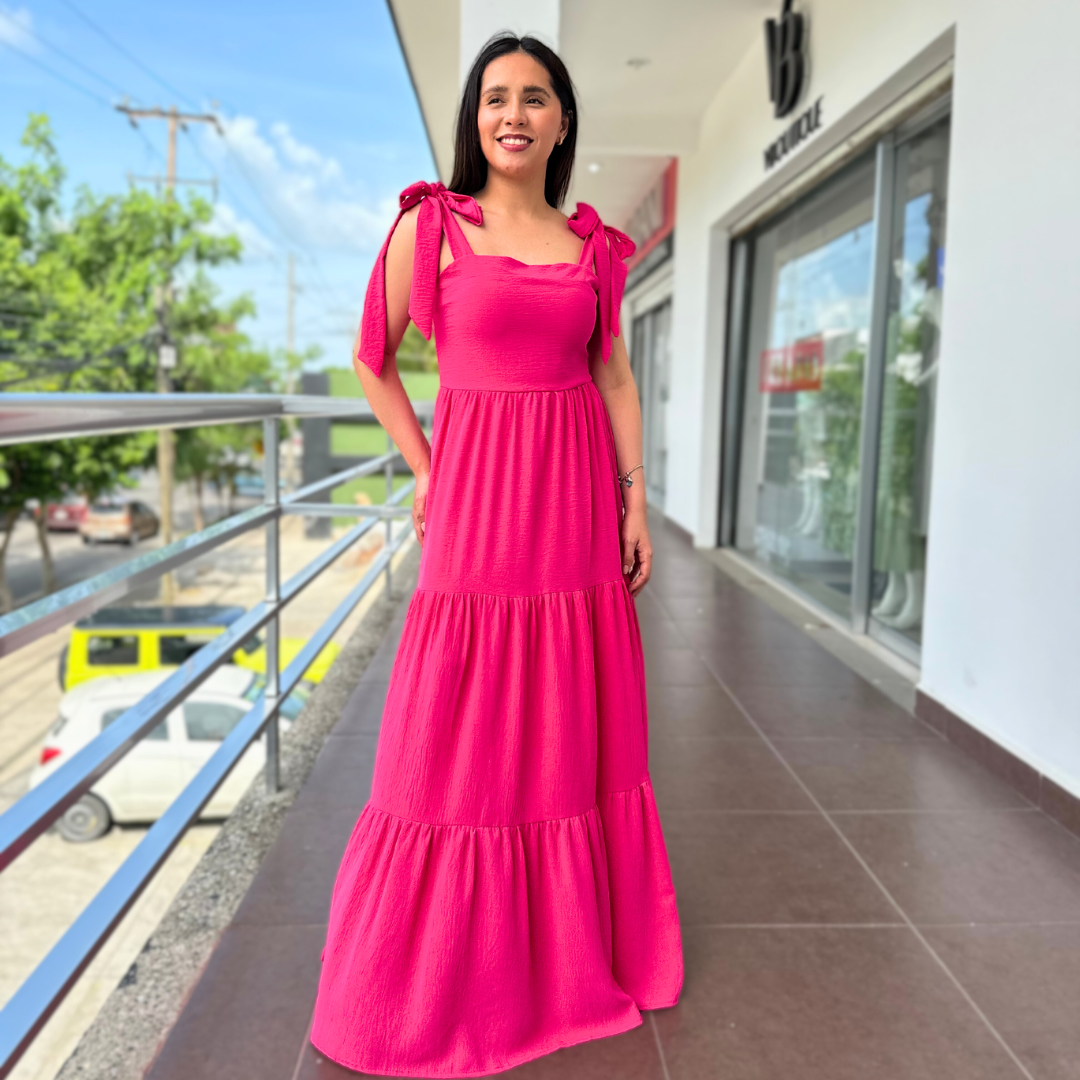 Vestido maxi con lazos en los hombros