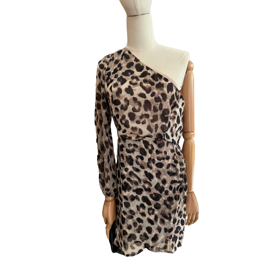 Vestido de un hombro animal print